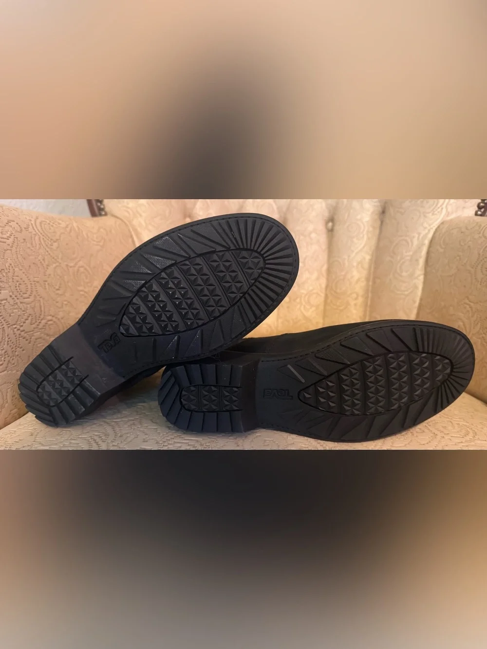 Teva Vina Waterproof Leather Ankle Boots Black Women’s Size 8